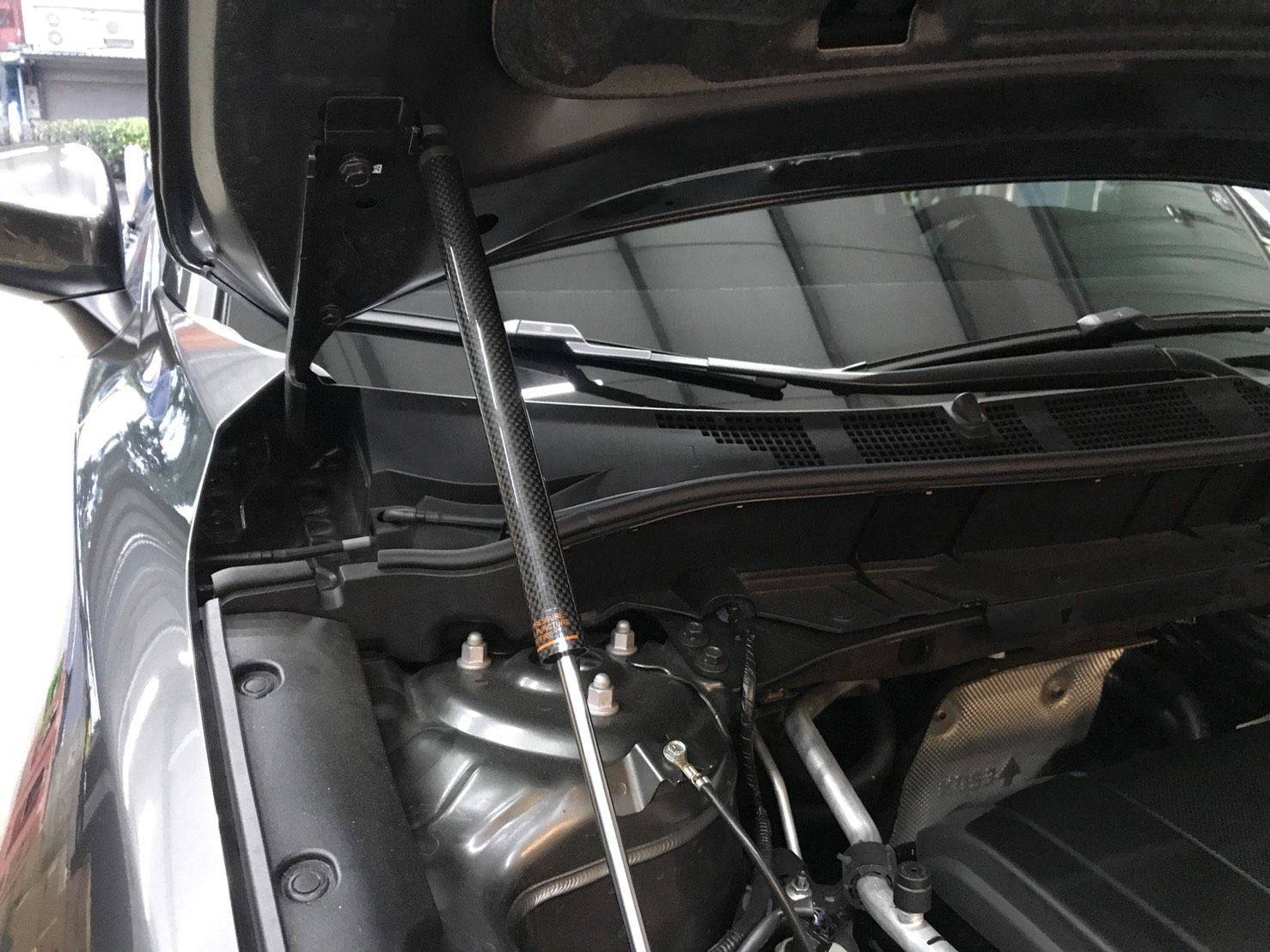 CX5專屬引擎室頂桿